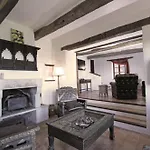 别墅 Charming With Private Pool In *