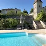 Charming With Private Pool In