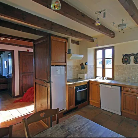 Charming With Private Pool In Saint-Nazaire-de-Valentane