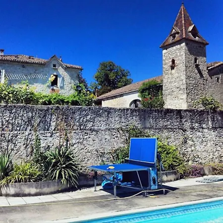 Charming With Private Pool In